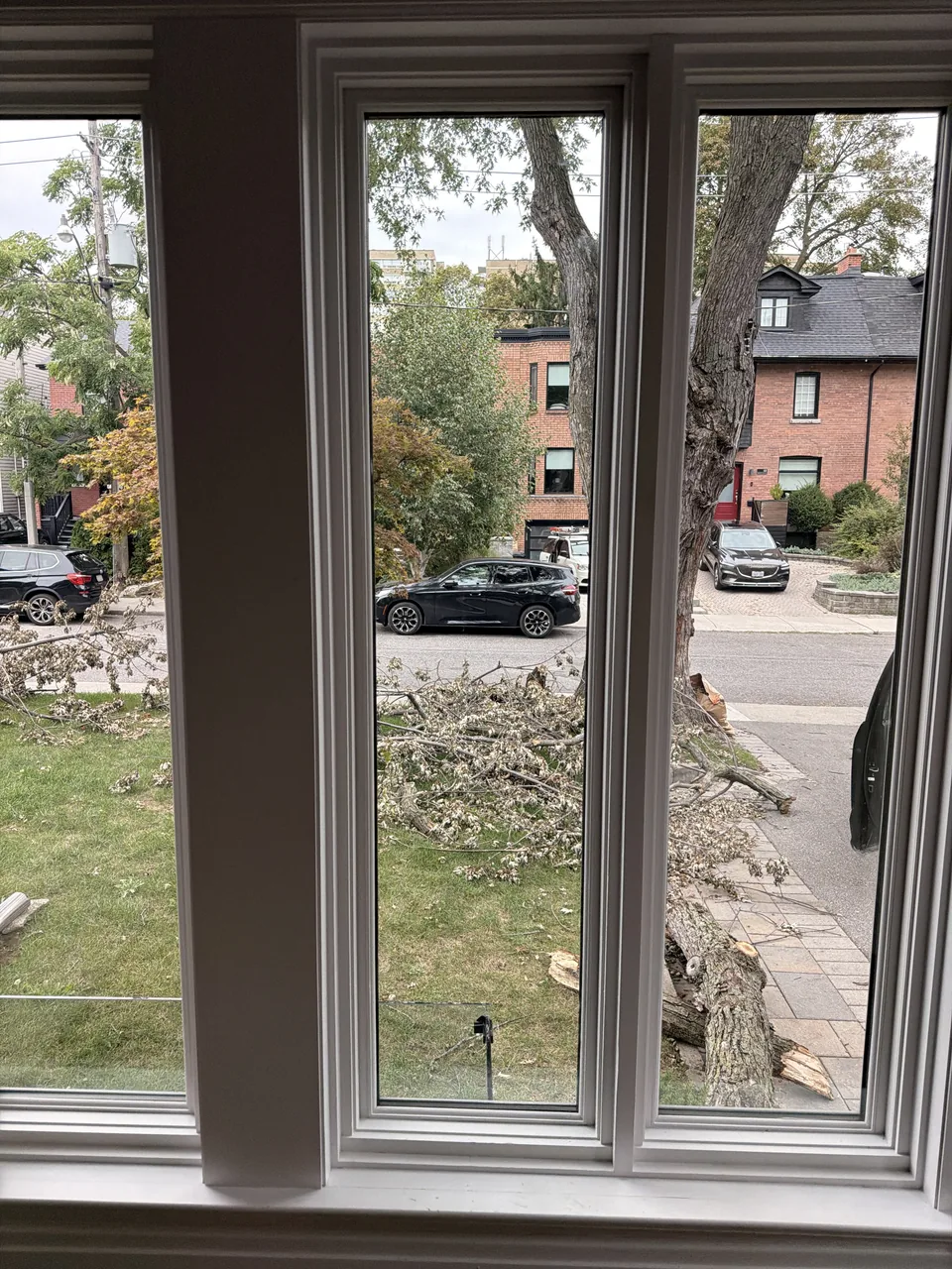Interior view of the Toronto window after new glass installation and window repair